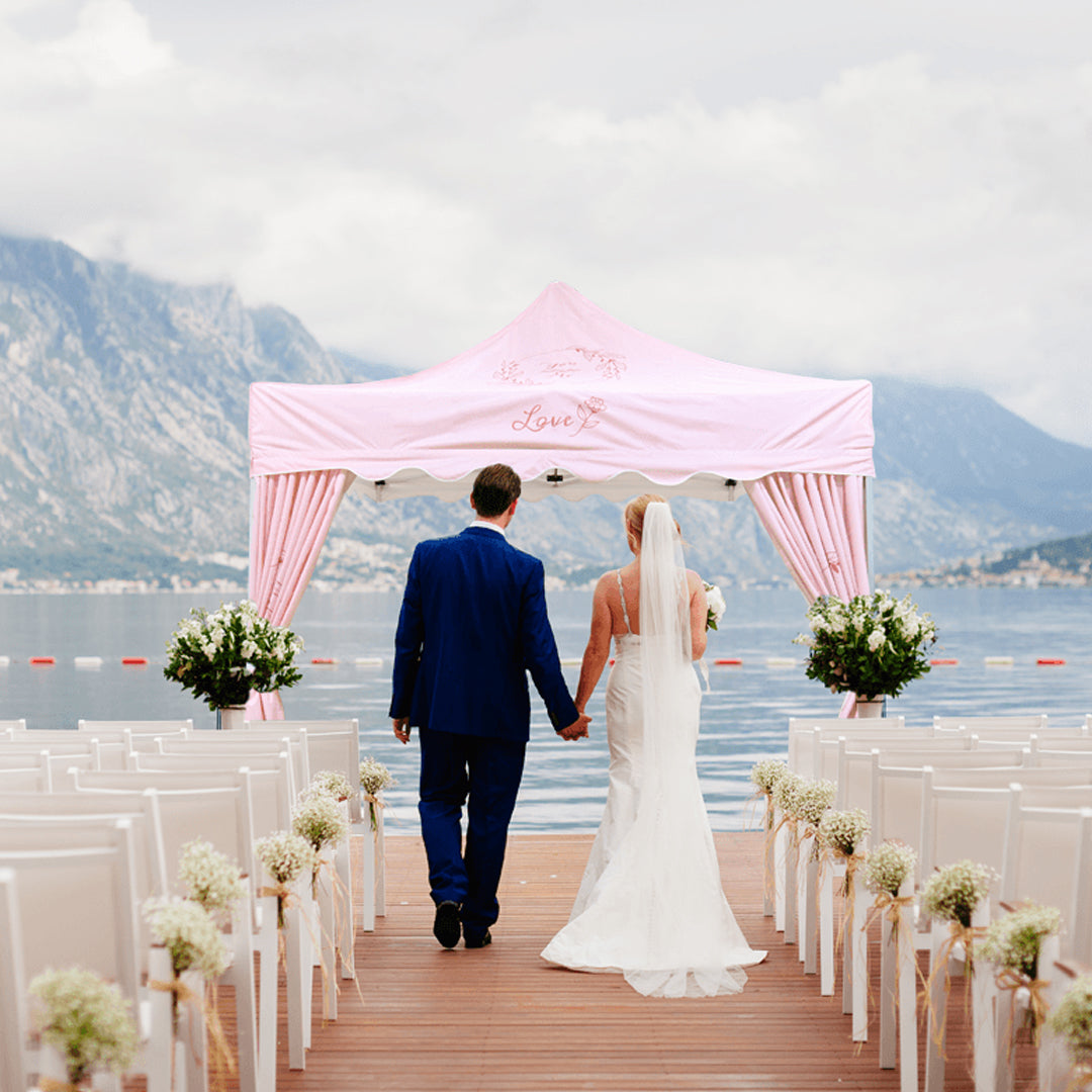 10x10 Tent with Scalloped Valances and Curtains